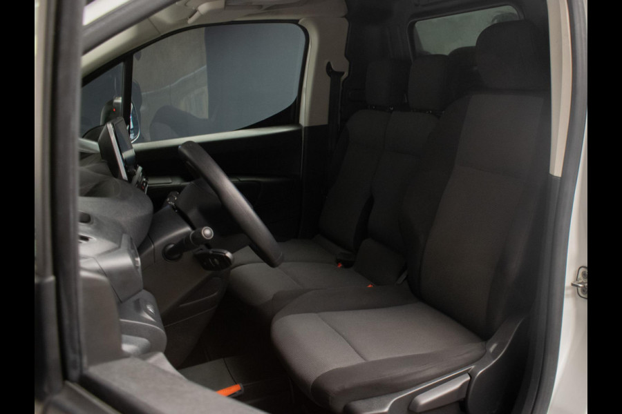 Peugeot Partner 1.5 BlueHDI Premium Sport (CLIMATE,BLUETOOTH,PDC,SCHUIFDEUR,DAB,LED,SPORTSTOELEN,TREKHAAK,NIEUWE APK,NETTE STAAT) Peugeot Partner 1.5 BlueHDI Premium Sport (CLIMATE,BLUETOOTH,PDC,SCHUIFDEUR,DAB,LED,SPORTSTOELEN,TREKHAAK,NIEUWE APK,NETTE STAAT)