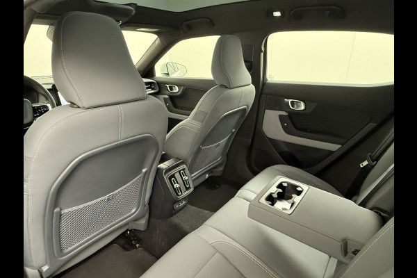 Polestar 2 AUT. 408 pk Long Range Dual Motor SOH 97,5% 78kWh Panorama-Dak Harman&Kardon® Electr.Stoelen Verwarmd+Achterbank+Stuur Adaptive- Verkeersbord detectie Regen-Lichtsensor Virtual-Cockpit Home-Link Bots waarschuwing Autonoom-Rem Lane Assist Keyless Connected 1e Eigenaar Origineel Nederlandse Auto 1.500kg Trekvermogen 660Nm! € 61.000 nieuw! Polestar 2 AUT. 408 pk Long Range Dual Motor SOH 97,5% 78kWh Panorama-Dak Harman&Kardon® Electr.Stoelen Verwarmd+Achterbank+Stuur Adaptive- Verkeersbord detectie Regen-Lichtsensor Virtual-Cockpit Home-Link Bots waarschuwing Autonoom-Rem Lane Assist Keyless Connected 1e Eigenaar Origineel Nederlandse Auto 1.500kg Trekvermogen 660Nm! € 61.000 nieuw!