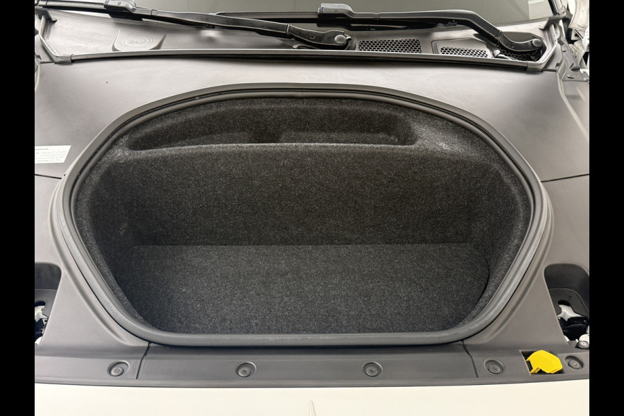 Polestar 2 AUT. 408 pk Long Range Dual Motor SOH 97,5% 78kWh Panorama-Dak Harman&Kardon® Electr.Stoelen Verwarmd+Achterbank+Stuur Adaptive- Verkeersbord detectie Regen-Lichtsensor Virtual-Cockpit Home-Link Bots waarschuwing Autonoom-Rem Lane Assist Keyless Connected 1e Eigenaar Origineel Nederlandse Auto 1.500kg Trekvermogen 660Nm! € 61.000 nieuw! Polestar 2 AUT. 408 pk Long Range Dual Motor SOH 97,5% 78kWh Panorama-Dak Harman&Kardon® Electr.Stoelen Verwarmd+Achterbank+Stuur Adaptive- Verkeersbord detectie Regen-Lichtsensor Virtual-Cockpit Home-Link Bots waarschuwing Autonoom-Rem Lane Assist Keyless Connected 1e Eigenaar Origineel Nederlandse Auto 1.500kg Trekvermogen 660Nm! € 61.000 nieuw!