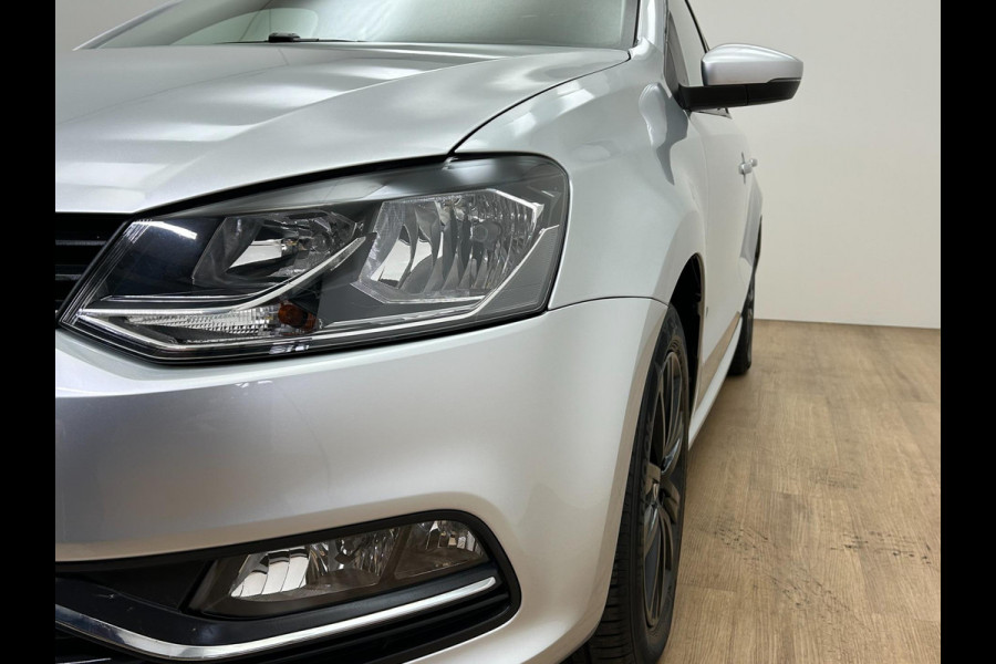 Volkswagen Polo Occasion 1.2 TSI Comfortline | Grijs | Airco | Tweedehands Volkswagen Polo | Zwarte velgen | Carplay Volkswagen Polo Occasion 1.2 TSI Comfortline | Grijs | Airco | Tweedehands Volkswagen Polo | Zwarte velgen | Carplay