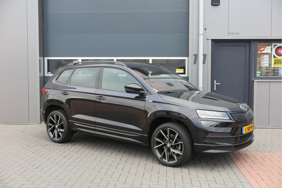Škoda Karoq 1.5 TSI ACT 150pk Sportline Business Stoelverwarming , Led verlichting , DAB+ radio , Carplay ,Canton sound systeem, Achteruitrijcamera , Parkeersensoren ,Electr. achterklep ,etc. Škoda Karoq 1.5 TSI ACT 150pk Sportline Business Stoelverwarming , Led verlichting , DAB+ radio , Carplay ,Canton sound systeem, Achteruitrijcamera , Parkeersensoren ,Electr. achterklep ,etc.