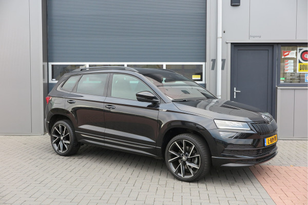 Škoda Karoq 1.5 TSI ACT 150pk Sportline Business Stoelverwarming , Led verlichting , DAB+ radio , Carplay ,Canton sound systeem, Achteruitrijcamera , Parkeersensoren ,Electr. achterklep ,etc. Škoda Karoq 1.5 TSI ACT 150pk Sportline Business Stoelverwarming , Led verlichting , DAB+ radio , Carplay ,Canton sound systeem, Achteruitrijcamera , Parkeersensoren ,Electr. achterklep ,etc.