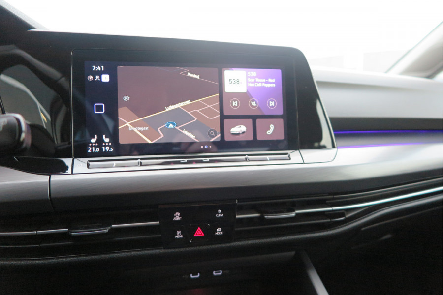 Volkswagen Golf 1.5 eTSI 150pk DSG 1st Edition ,. Pano, Virtual cockpit, LED verl. Electr. bestuurdersstoel met massage , Navigatie , DAB+ Carplay,  Stoelverw etc. Volkswagen Golf 1.5 eTSI 150pk DSG 1st Edition ,. Pano, Virtual cockpit, LED verl. Electr. bestuurdersstoel met massage , Navigatie , DAB+ Carplay,  Stoelverw etc.