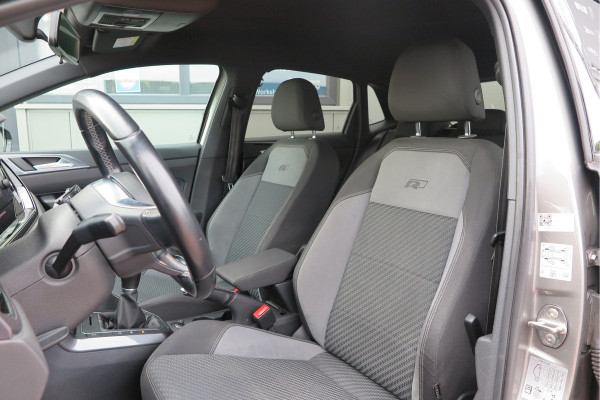 Volkswagen Polo 1.0 TSI 85kw 116pk Highline Business 2xR-Line , Beats audio , PDC, Navi, Carplay, LMV, Cruisecontrol. dealer onderhouden.