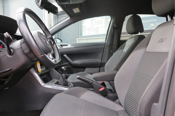 Volkswagen Polo 1.0 TSI 85kw 116pk Highline Business 2xR-Line , Beats audio , PDC, Navi, Carplay, LMV, Cruisecontrol. dealer onderhouden.