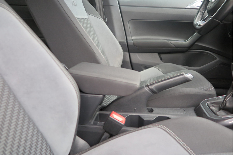 Volkswagen Polo 1.0 TSI 85kw 116pk Highline Business 2xR-Line , Beats audio , PDC, Navi, Carplay, LMV, Cruisecontrol. dealer onderhouden.