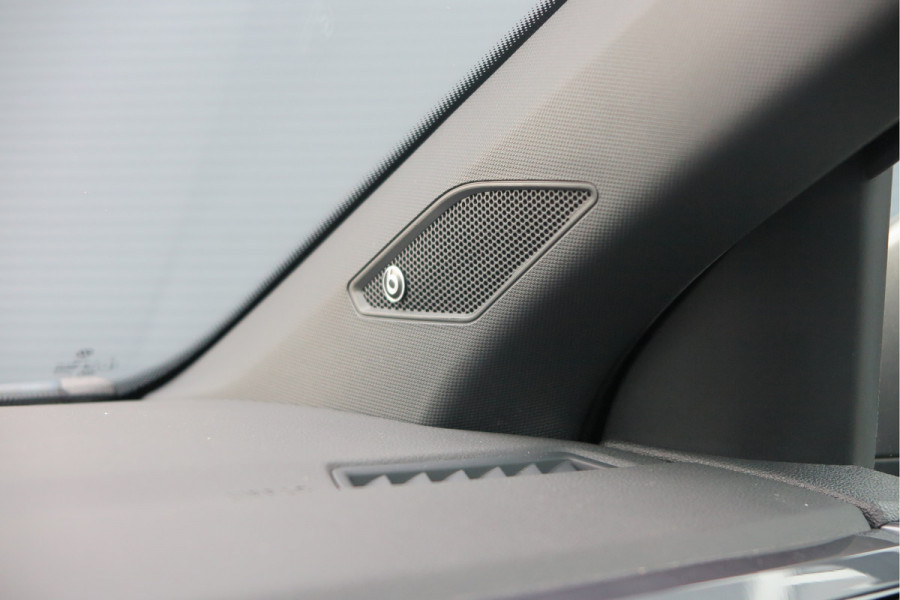 Volkswagen Polo 1.0 TSI 85kw 116pk Highline Business 2xR-Line , Beats audio , PDC, Navi, Carplay, LMV, Cruisecontrol. dealer onderhouden.