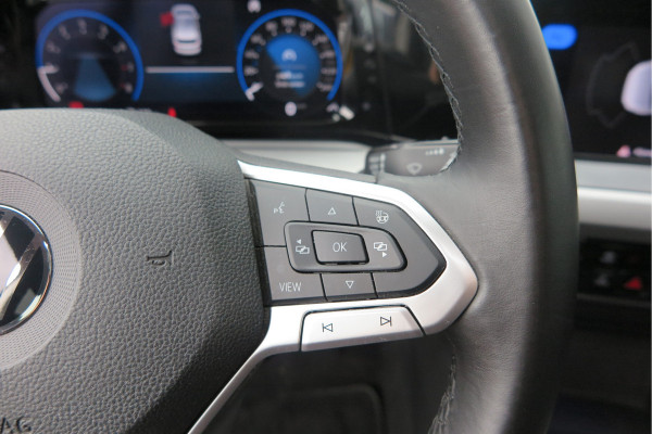 Volkswagen Golf 1.5 TSI 96kw 130pk Style , Panorama dak , Led, Virtual cockpit ,Trekhaak uitklapbaar, PDC, Navigatie via Carplay , DAB+ , Stoelverwarming,Alcantara bekleding, etc. Volkswagen Golf 1.5 TSI 96kw 130pk Style , Panorama dak , Led, Virtual cockpit ,Trekhaak uitklapbaar, PDC, Navigatie via Carplay , DAB+ , Stoelverwarming,Alcantara bekleding, etc.