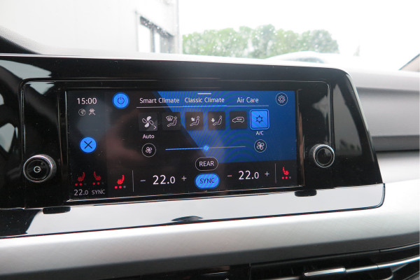 Volkswagen Golf 1.5 TSI 96kw 130pk Style , Panorama dak , Led, Virtual cockpit ,Trekhaak uitklapbaar, PDC, Navigatie via Carplay , DAB+ , Stoelverwarming,Alcantara bekleding, etc. Volkswagen Golf 1.5 TSI 96kw 130pk Style , Panorama dak , Led, Virtual cockpit ,Trekhaak uitklapbaar, PDC, Navigatie via Carplay , DAB+ , Stoelverwarming,Alcantara bekleding, etc.
