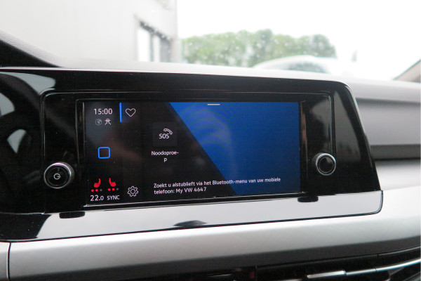 Volkswagen Golf 1.5 TSI 96kw 130pk Style , Panorama dak , Led, Virtual cockpit ,Trekhaak uitklapbaar, PDC, Navigatie via Carplay , DAB+ , Stoelverwarming,Alcantara bekleding, etc. Volkswagen Golf 1.5 TSI 96kw 130pk Style , Panorama dak , Led, Virtual cockpit ,Trekhaak uitklapbaar, PDC, Navigatie via Carplay , DAB+ , Stoelverwarming,Alcantara bekleding, etc.