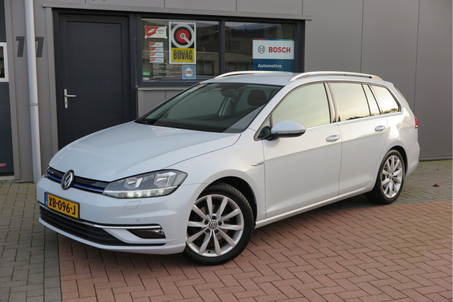 Volkswagen GOLF Variant 1.5 TSI 96kw 130pk Highline , Adaptive cruise ,Virtual cockpit,Navi, Trekhaak(afneembaar), Stoelverwarming, Alcantara, 17"Lichtmetalen velgen, DAB+ radio , Carplay , PDC, Camera, etc. Onderhoudshistorie volledig & bekend. Volkswagen GOLF Variant 1.5 TSI 96kw 130pk Highline , Adaptive cruise ,Virtual cockpit,Navi, Trekhaak(afneembaar), Stoelverwarming, Alcantara, 17"Lichtmetalen velgen, DAB+ radio , Carplay , PDC, Camera, etc. Onderhoudshistorie volledig & bekend.