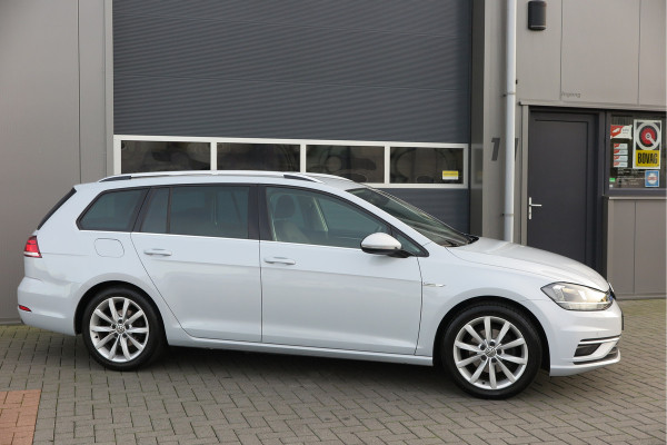 Volkswagen GOLF Variant 1.5 TSI 96kw 130pk Highline , Adaptive cruise ,Virtual cockpit,Navi, Trekhaak(afneembaar), Stoelverwarming, Alcantara, 17"Lichtmetalen velgen, DAB+ radio , Carplay , PDC, Camera, etc. Onderhoudshistorie volledig & bekend. Volkswagen GOLF Variant 1.5 TSI 96kw 130pk Highline , Adaptive cruise ,Virtual cockpit,Navi, Trekhaak(afneembaar), Stoelverwarming, Alcantara, 17"Lichtmetalen velgen, DAB+ radio , Carplay , PDC, Camera, etc. Onderhoudshistorie volledig & bekend.