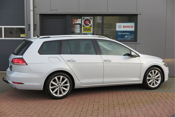 Volkswagen GOLF Variant 1.5 TSI 96kw 130pk Highline , Adaptive cruise ,Virtual cockpit,Navi, Trekhaak(afneembaar), Stoelverwarming, Alcantara, 17"Lichtmetalen velgen, DAB+ radio , Carplay , PDC, Camera, etc. Onderhoudshistorie volledig & bekend. Volkswagen GOLF Variant 1.5 TSI 96kw 130pk Highline , Adaptive cruise ,Virtual cockpit,Navi, Trekhaak(afneembaar), Stoelverwarming, Alcantara, 17"Lichtmetalen velgen, DAB+ radio , Carplay , PDC, Camera, etc. Onderhoudshistorie volledig & bekend.