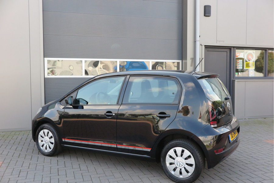 Volkswagen up! 1.0 BMT 60pk move up! , DAB+ radio, Maps&More , Airco , etc Cruisecontrol tegen €550,- meerprijs . Volkswagen up! 1.0 BMT 60pk move up! , DAB+ radio, Maps&More , Airco , etc Cruisecontrol tegen €550,- meerprijs .