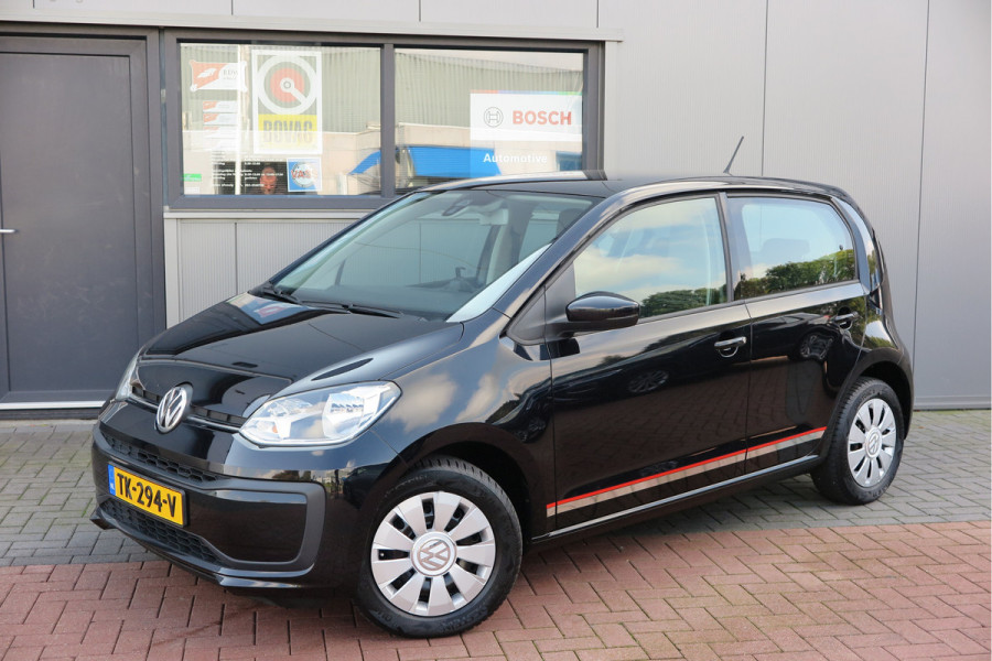 Volkswagen up! 1.0 BMT 60pk move up! , DAB+ radio, Maps&More , Airco , etc Cruisecontrol tegen €550,- meerprijs . Volkswagen up! 1.0 BMT 60pk move up! , DAB+ radio, Maps&More , Airco , etc Cruisecontrol tegen €550,- meerprijs .