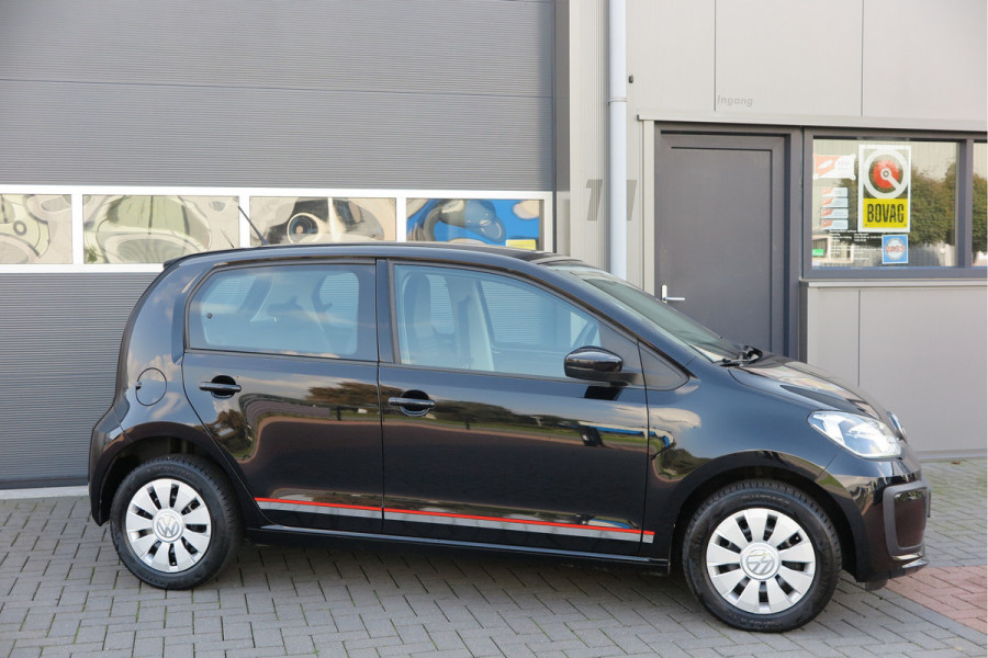 Volkswagen up! 1.0 BMT 60pk move up! , DAB+ radio, Maps&More , Airco , etc Cruisecontrol tegen €550,- meerprijs . Volkswagen up! 1.0 BMT 60pk move up! , DAB+ radio, Maps&More , Airco , etc Cruisecontrol tegen €550,- meerprijs .