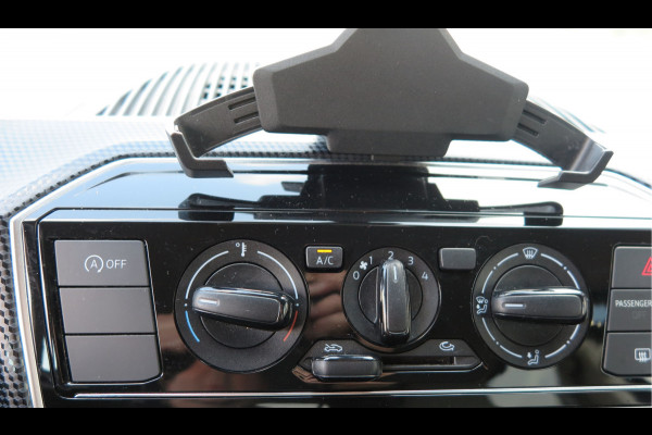 Volkswagen up! 1.0 BMT 60pk move up! , DAB+ radio, Maps&More , Airco , etc Cruisecontrol tegen €550,- meerprijs . Volkswagen up! 1.0 BMT 60pk move up! , DAB+ radio, Maps&More , Airco , etc Cruisecontrol tegen €550,- meerprijs .