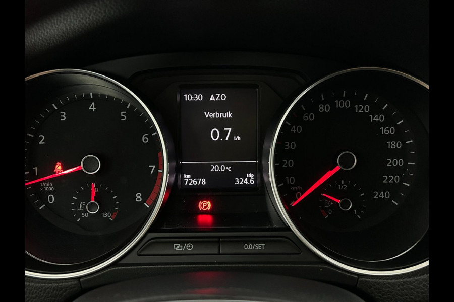 Volkswagen Polo Occasion 1.2 TSI Comfortline | Grijs | Airco | Tweedehands Volkswagen Polo | Zwarte velgen | Carplay Volkswagen Polo Occasion 1.2 TSI Comfortline | Grijs | Airco | Tweedehands Volkswagen Polo | Zwarte velgen | Carplay