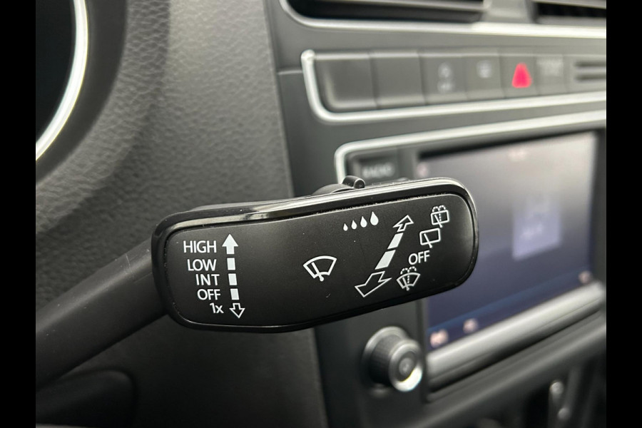 Volkswagen Polo Occasion 1.2 TSI Comfortline | Grijs | Airco | Tweedehands Volkswagen Polo | Zwarte velgen | Carplay Volkswagen Polo Occasion 1.2 TSI Comfortline | Grijs | Airco | Tweedehands Volkswagen Polo | Zwarte velgen | Carplay