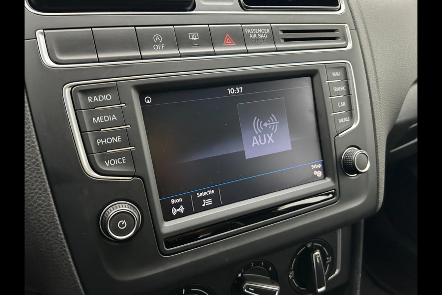 Volkswagen Polo Occasion 1.2 TSI Comfortline | Grijs | Airco | Tweedehands Volkswagen Polo | Zwarte velgen | Carplay Volkswagen Polo Occasion 1.2 TSI Comfortline | Grijs | Airco | Tweedehands Volkswagen Polo | Zwarte velgen | Carplay