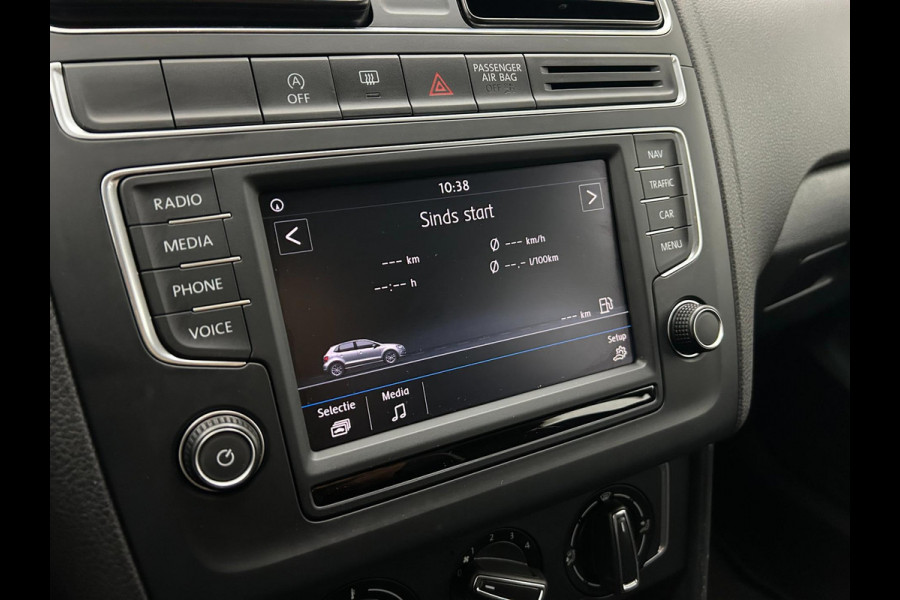 Volkswagen Polo Occasion 1.2 TSI Comfortline | Grijs | Airco | Tweedehands Volkswagen Polo | Zwarte velgen | Carplay Volkswagen Polo Occasion 1.2 TSI Comfortline | Grijs | Airco | Tweedehands Volkswagen Polo | Zwarte velgen | Carplay