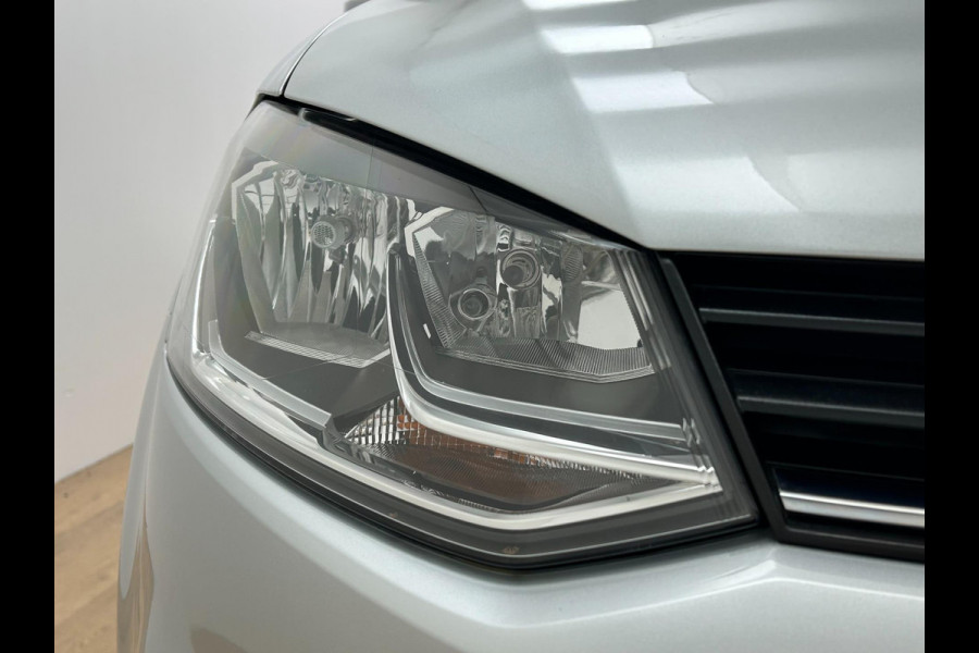 Volkswagen Polo Occasion 1.2 TSI Comfortline | Grijs | Airco | Tweedehands Volkswagen Polo | Zwarte velgen | Carplay Volkswagen Polo Occasion 1.2 TSI Comfortline | Grijs | Airco | Tweedehands Volkswagen Polo | Zwarte velgen | Carplay