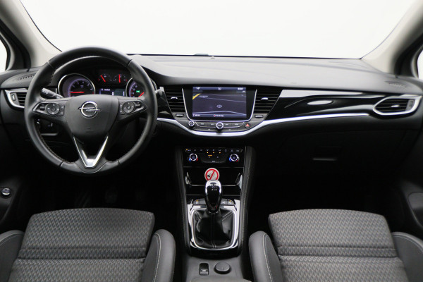 Opel Astra Sports Tourer 1.4 Innovation Climate, Camera, Cruise, LED, Apple Carplay, Rijstrooksensor, PDC, 16'' Opel Astra Sports Tourer 1.4 Innovation Climate, Camera, Cruise, LED, Apple Carplay, Rijstrooksensor, PDC, 16''