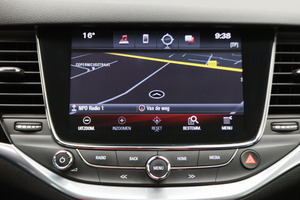 Opel Astra Sports Tourer 1.4 Innovation Climate, Camera, Cruise, LED, Apple Carplay, Rijstrooksensor, PDC, 16'' Opel Astra Sports Tourer 1.4 Innovation Climate, Camera, Cruise, LED, Apple Carplay, Rijstrooksensor, PDC, 16''