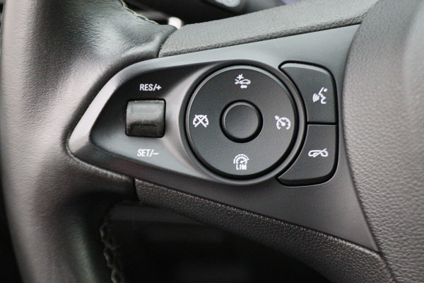 Opel Astra Sports Tourer 1.4 Innovation Climate, Camera, Cruise, LED, Apple Carplay, Rijstrooksensor, PDC, 16'' Opel Astra Sports Tourer 1.4 Innovation Climate, Camera, Cruise, LED, Apple Carplay, Rijstrooksensor, PDC, 16''