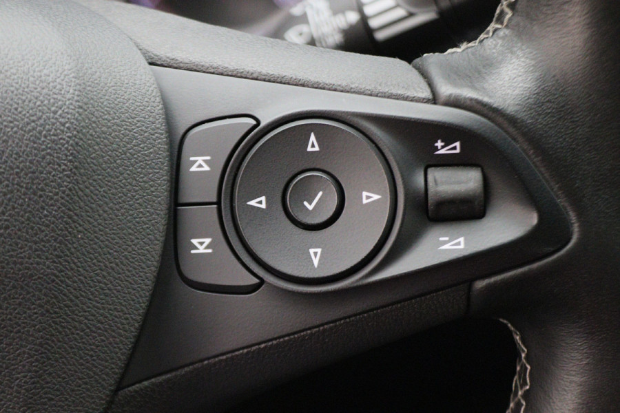 Opel Astra Sports Tourer 1.4 Innovation Climate, Camera, Cruise, LED, Apple Carplay, Rijstrooksensor, PDC, 16'' Opel Astra Sports Tourer 1.4 Innovation Climate, Camera, Cruise, LED, Apple Carplay, Rijstrooksensor, PDC, 16''