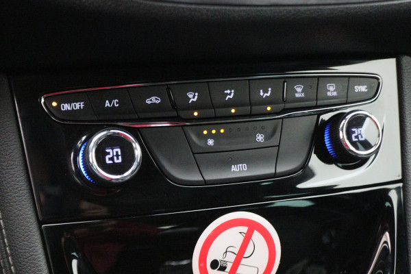 Opel Astra Sports Tourer 1.4 Innovation Climate, Camera, Cruise, LED, Apple Carplay, Rijstrooksensor, PDC, 16'' Opel Astra Sports Tourer 1.4 Innovation Climate, Camera, Cruise, LED, Apple Carplay, Rijstrooksensor, PDC, 16''