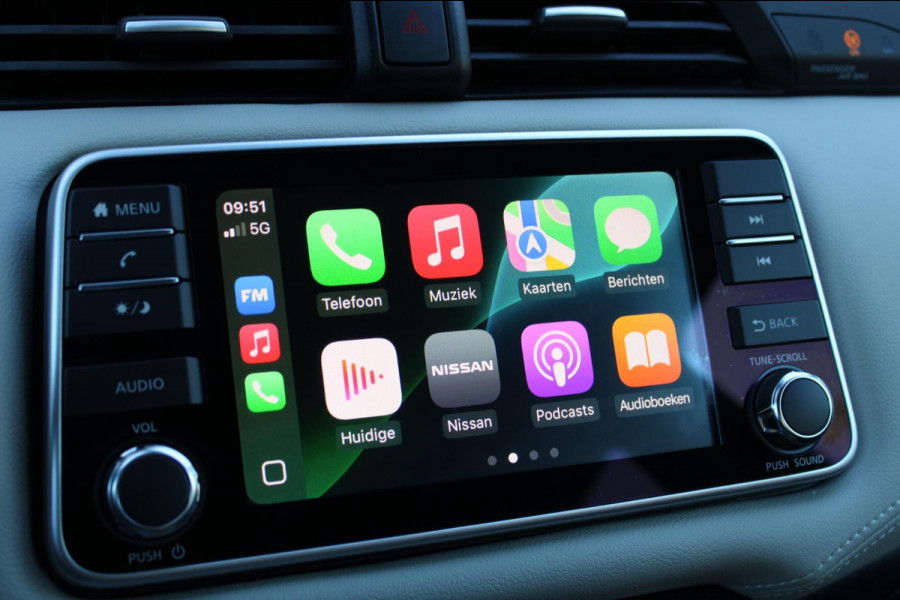 Nissan Micra 1.0 IG-T N-Connecta Automaat Pdc Stoelverw Carplay Nissan Micra 1.0 IG-T N-Connecta Automaat Pdc Stoelverw Carplay
