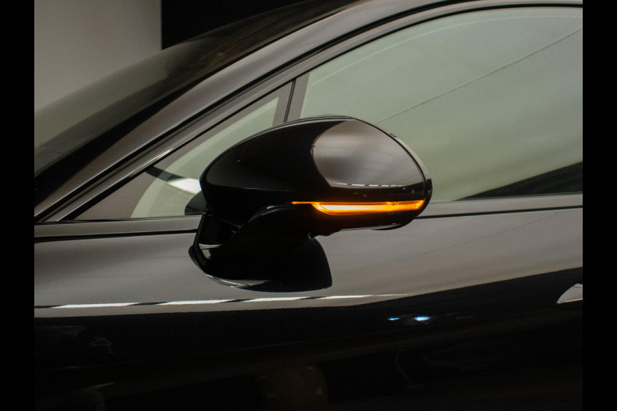 Porsche Panamera 2.9 4 E-Hybrid Sport (PANORAMADAK,APPLE CARPLAY,NAVI,LEDER,LED,21" LM VELGEN,360VIEW,CAMERA,SPORTSTOELEN)