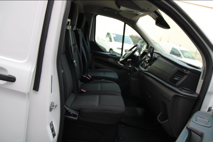 Ford Transit Custom 300 2.0 TDCI L2H1 Trend / Camera / Sync 3 / Dealer onderhouden