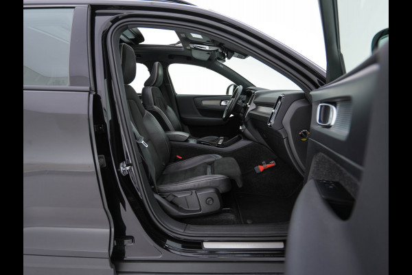 Volvo XC40 Recharge P8 AWD R-Design [ 3-Fase ] { SOH-89%} (INCL-BTW) *PANO | LEATHER-ALCANTARA | DIGI-COCKPIT | FULL-LED | PREMIUM-AUDIO | CARPLAY | KEYLESS | NAVI-FULLMAP | ECC | PDC | HEATED-SPORTSEATS | BLIS | PRIVACY-GLASS | 19''ALU*