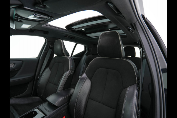 Volvo XC40 Recharge P8 AWD R-Design [ 3-Fase ] { SOH-89%} (INCL-BTW) *PANO | LEATHER-ALCANTARA | DIGI-COCKPIT | FULL-LED | PREMIUM-AUDIO | CARPLAY | KEYLESS | NAVI-FULLMAP | ECC | PDC | HEATED-SPORTSEATS | BLIS | PRIVACY-GLASS | 19''ALU*