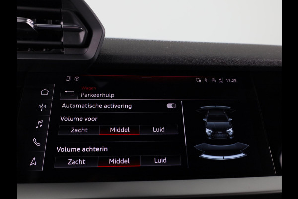 Audi A3 Sportback 40 TFSI e S-line 204pk | Leder fijnnappa S-logo ruitpatroon | Navigatie | Adaptive cruise contole | Stoelverwarming Audi A3 Sportback 40 TFSI e S-line 204pk | Leder fijnnappa S-logo ruitpatroon | Navigatie | Adaptive cruise contole | Stoelverwarming