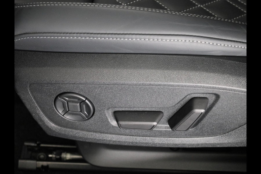 Audi A3 Sportback 40 TFSI e S-line 204pk | Leder fijnnappa S-logo ruitpatroon | Navigatie | Adaptive cruise contole | Stoelverwarming Audi A3 Sportback 40 TFSI e S-line 204pk | Leder fijnnappa S-logo ruitpatroon | Navigatie | Adaptive cruise contole | Stoelverwarming