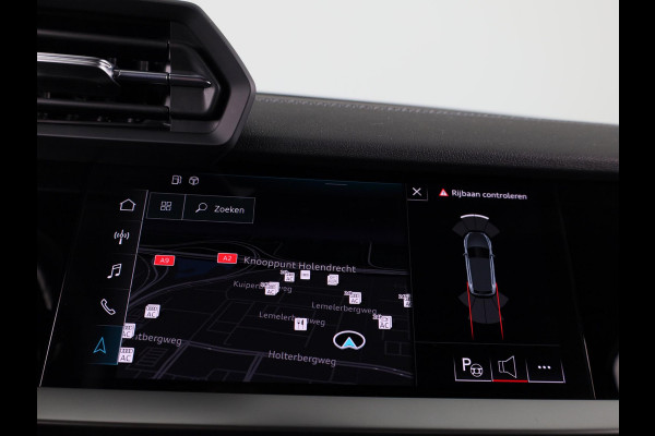 Audi A3 Sportback 40 TFSI e S-line 204pk | Leder fijnnappa S-logo ruitpatroon | Navigatie | Adaptive cruise contole | Stoelverwarming Audi A3 Sportback 40 TFSI e S-line 204pk | Leder fijnnappa S-logo ruitpatroon | Navigatie | Adaptive cruise contole | Stoelverwarming