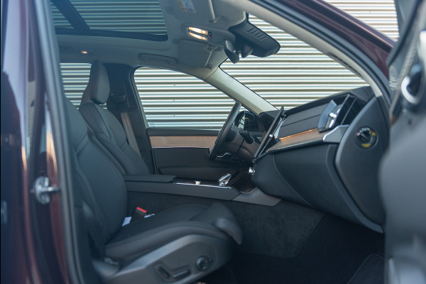 Volvo XC90 T8 Aut. AWD Ultra Dark Facelift 360Camera HarmanKardon ACC Leder 455pk Volvo XC90 T8 Aut. AWD Ultra Dark Facelift 360Camera HarmanKardon ACC Leder 455pk