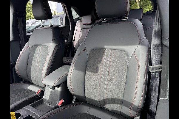 Ford Kuga 2.5 PHEV ST-Line X | 243pk | Driver Assistance Pack | Black Package | Winterpack | Adaptieve Matrix LED koplampen met Coast to Coast | Wegklapbare Trekhaak | AGR Stoelen