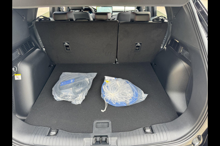 Ford Kuga 2.5 PHEV ST-Line X | 243pk | Driver Assistance Pack | Black Package | Winterpack | Adaptieve Matrix LED koplampen met Coast to Coast | Wegklapbare Trekhaak | AGR Stoelen