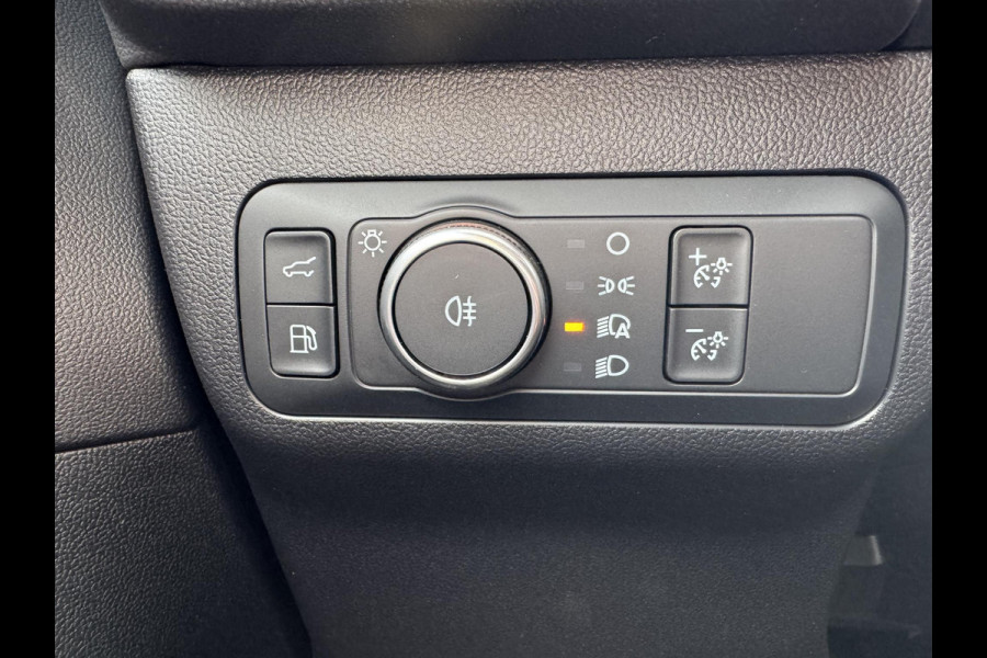 Ford Kuga 2.5 PHEV ST-Line X | 243pk | Driver Assistance Pack | Black Package | Winterpack | Adaptieve Matrix LED koplampen met Coast to Coast | Wegklapbare Trekhaak | AGR Stoelen