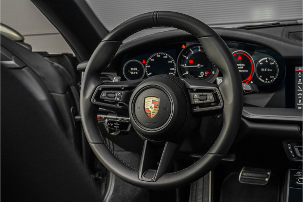 Porsche 911 3.0 Carrera S Pano Bose Sportuitlaat Aventurin Gruen