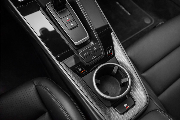Porsche 911 3.0 Carrera S Pano Bose Sportuitlaat Aventurin Gruen