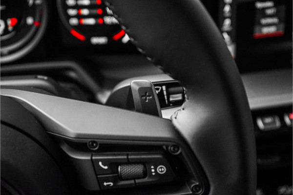 Porsche 911 3.0 Carrera S Pano Bose Sportuitlaat Aventurin Gruen
