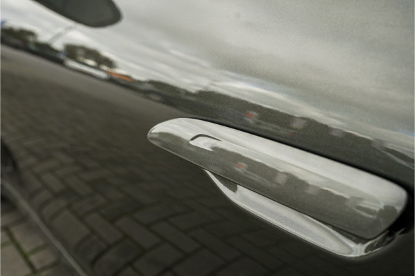 Porsche 911 3.0 Carrera S Pano Bose Sportuitlaat Aventurin Gruen