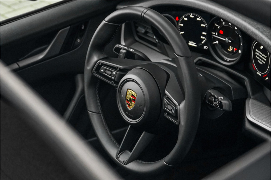 Porsche 911 3.0 Carrera S Pano Bose Sportuitlaat Aventurin Gruen