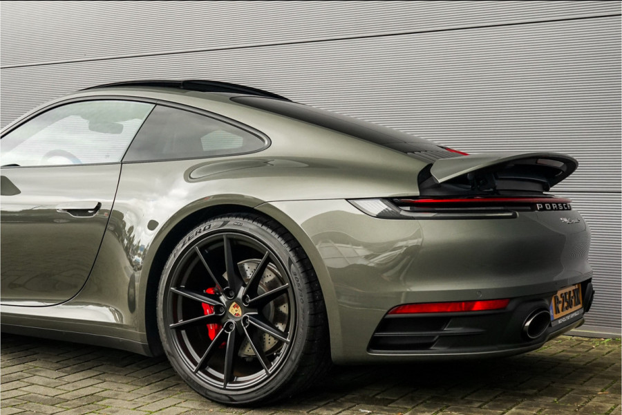 Porsche 911 3.0 Carrera S Pano Bose Sportuitlaat Aventurin Gruen