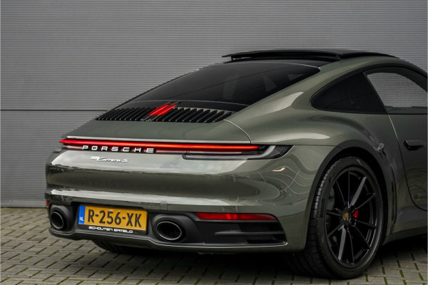 Porsche 911 3.0 Carrera S Pano Bose Sportuitlaat Aventurin Gruen
